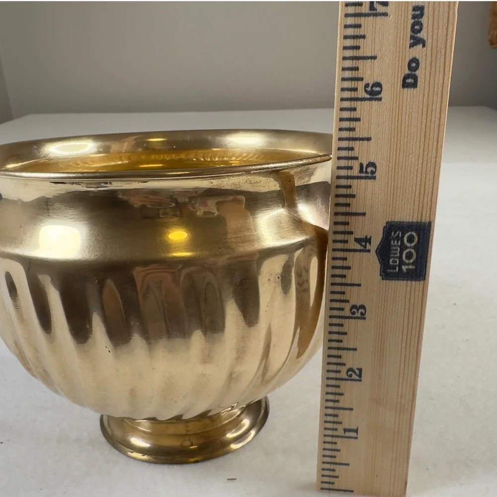 Vintage Brass Fluted Pedestal Bowl Decorative‎ Tabletop Accent Decor
